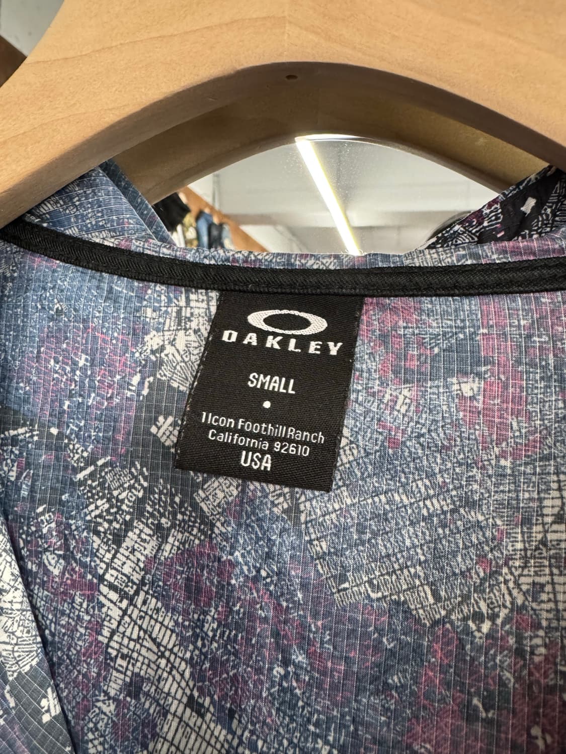 오클리 빈티지 인핸스 그래픽 윈드자켓 상품이미지3