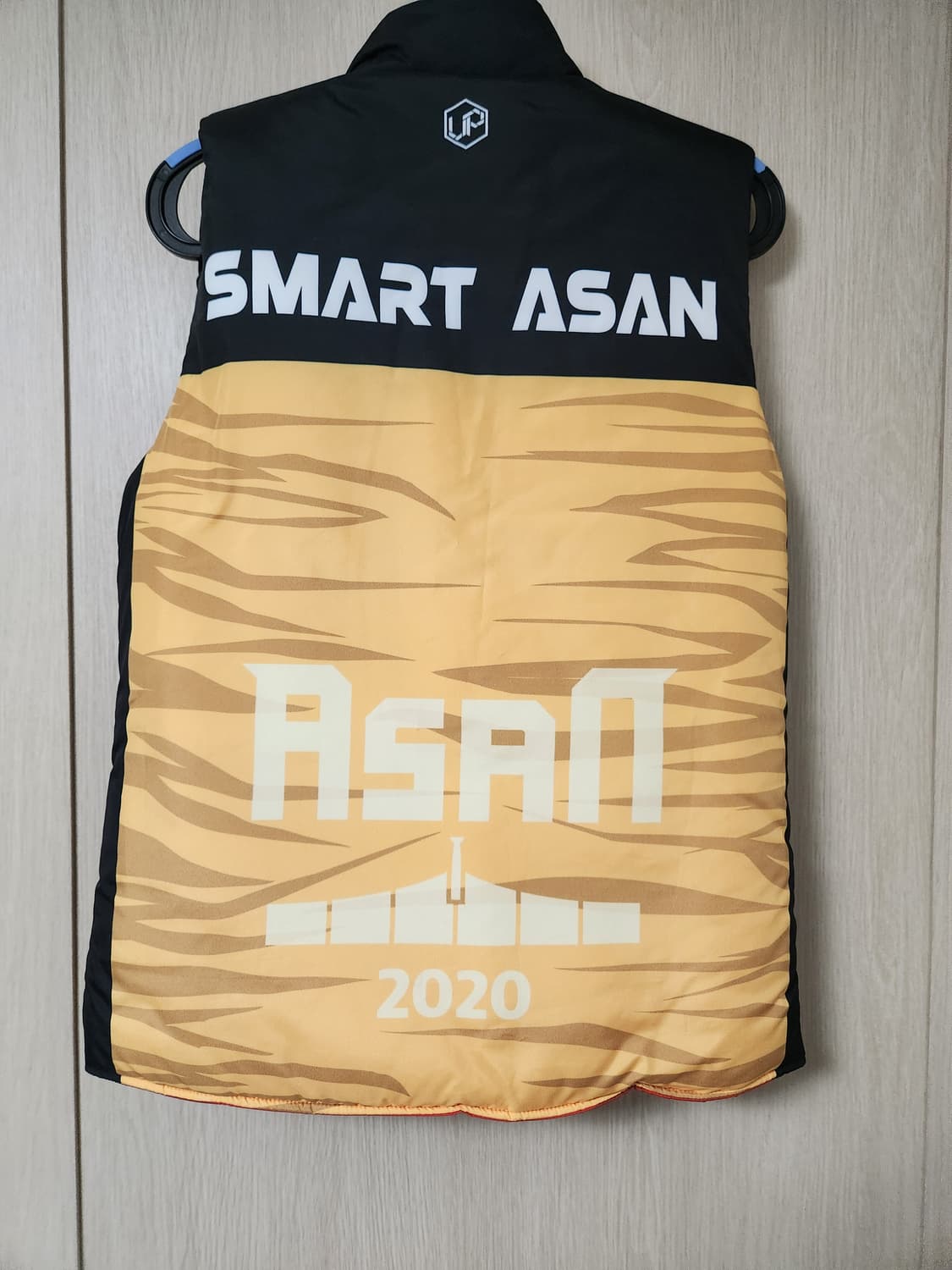 아산FC. 양면 패딩 조끼 사이즈:85 상품이미지4