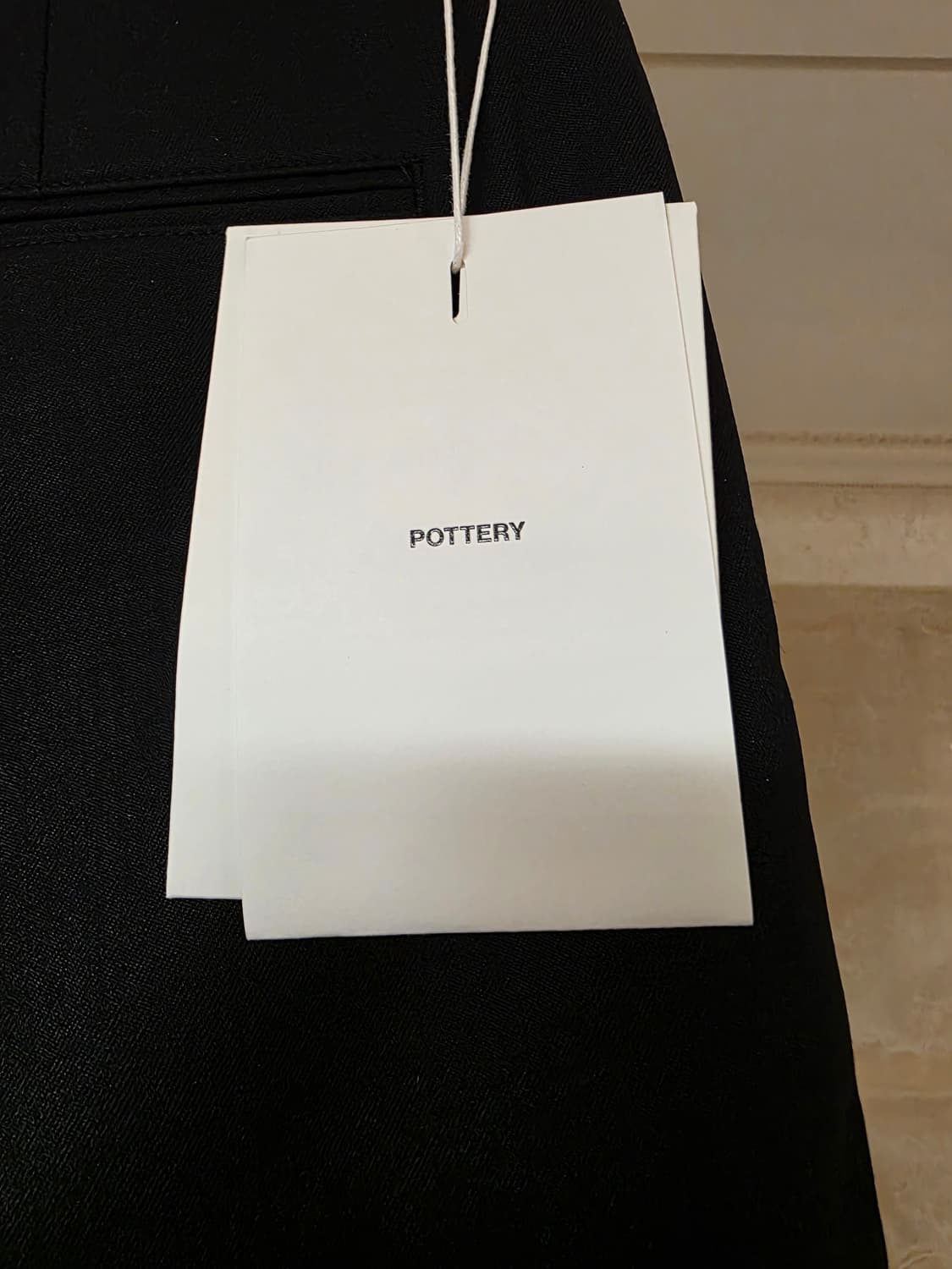 [1]포터리 파인 울 원 플리츠 테이퍼드 팬츠 다크 네이비 상품이미지3