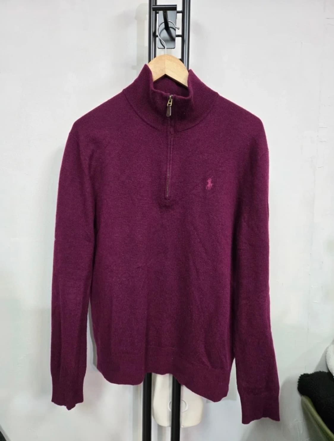 폴로 버건디 반집업 니트 상품이미지1
