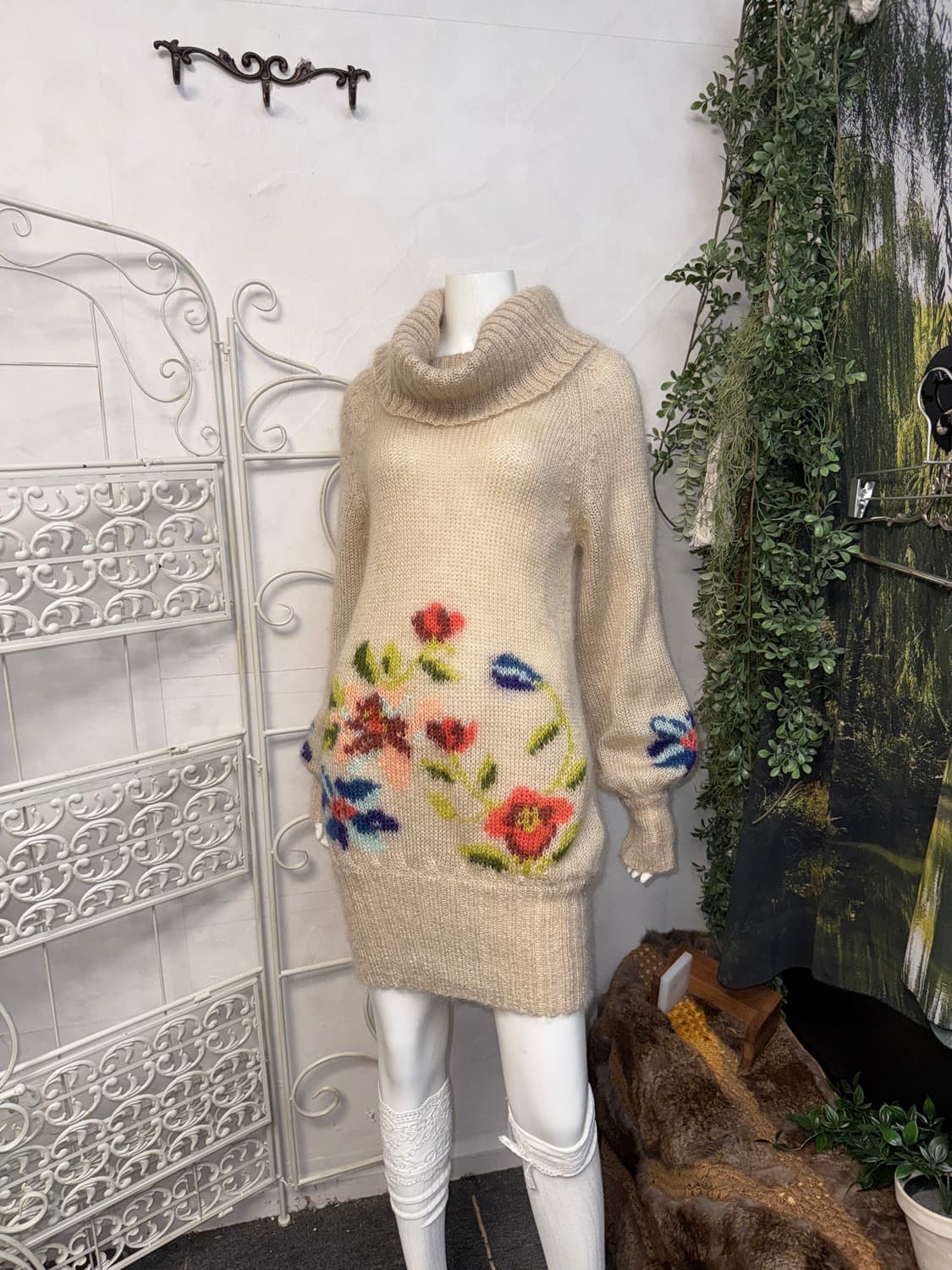 Beige bohemian floral mohair 오프숄더 ops 상품이미지2