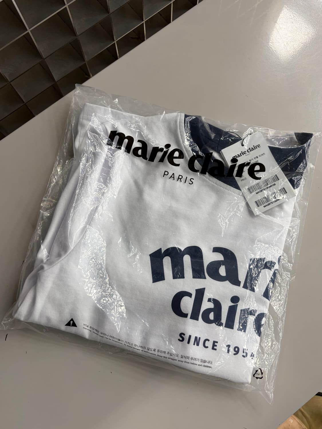 새상품) 마리끌레르 티셔츠 / 정가:4.2만 상품이미지2