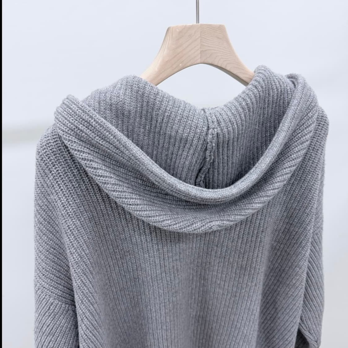 [S+급/오버핏L] 25FW 셀린느 트리오페 울 리브드 니트 후드집업 상품이미지6