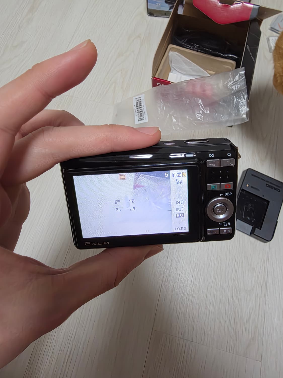 카시오 엑슬림 ex-z29 디카 팝니다 상품이미지2