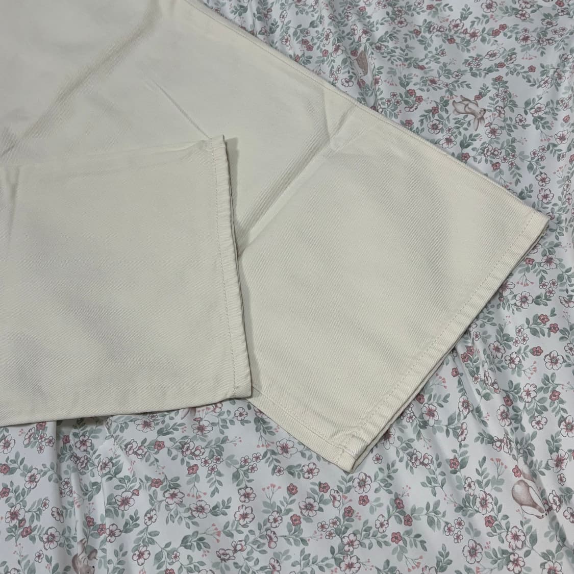 유니클로 드레이피 데님 턱 팬츠 (새상품) 상품이미지4