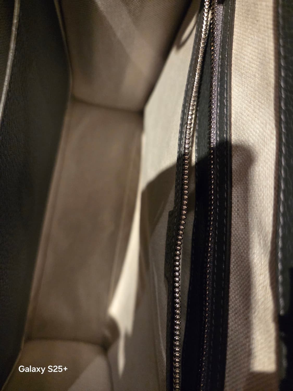 구찌 오피디아 GG 미디움 토트백 상품이미지4