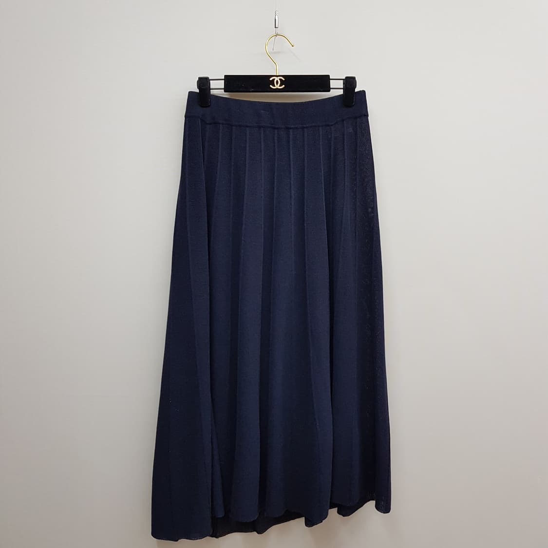 한섬 더캐시미어 2024 버티컬 니팅 스커트 67-98사이즈 상품이미지2