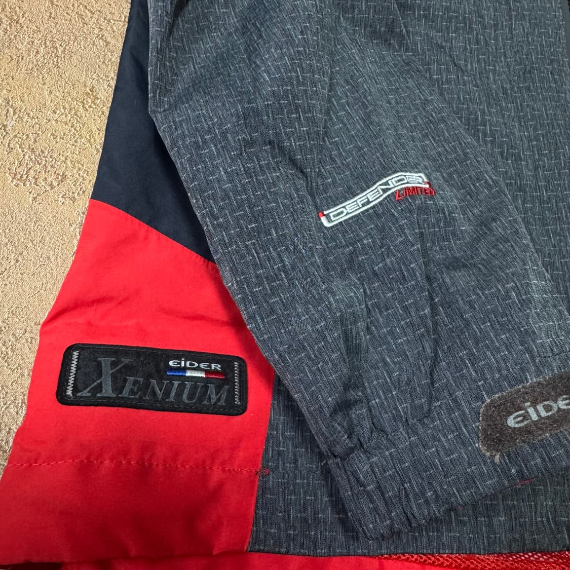 바배) 아이더 디펜더 레드 배색 바람막이 상품이미지2