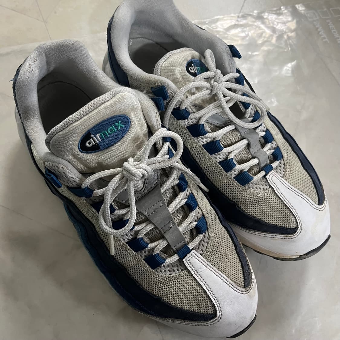 [270] 나이키 에어맥스95 OG 흰파남 상품이미지5