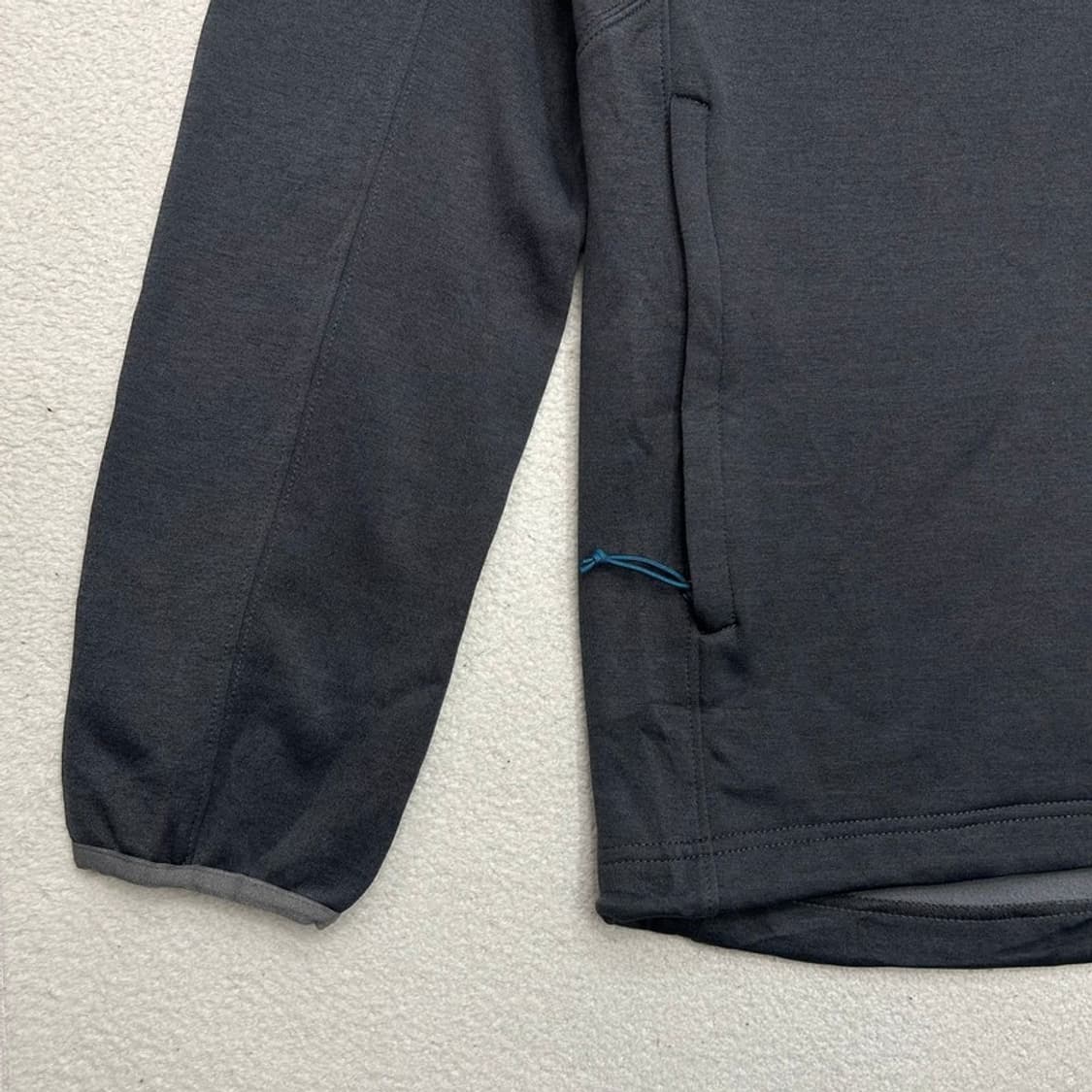 노스페이스 차콜 블루 심실링 로고 기모 소프트쉘 트랙탑 L 상품이미지3