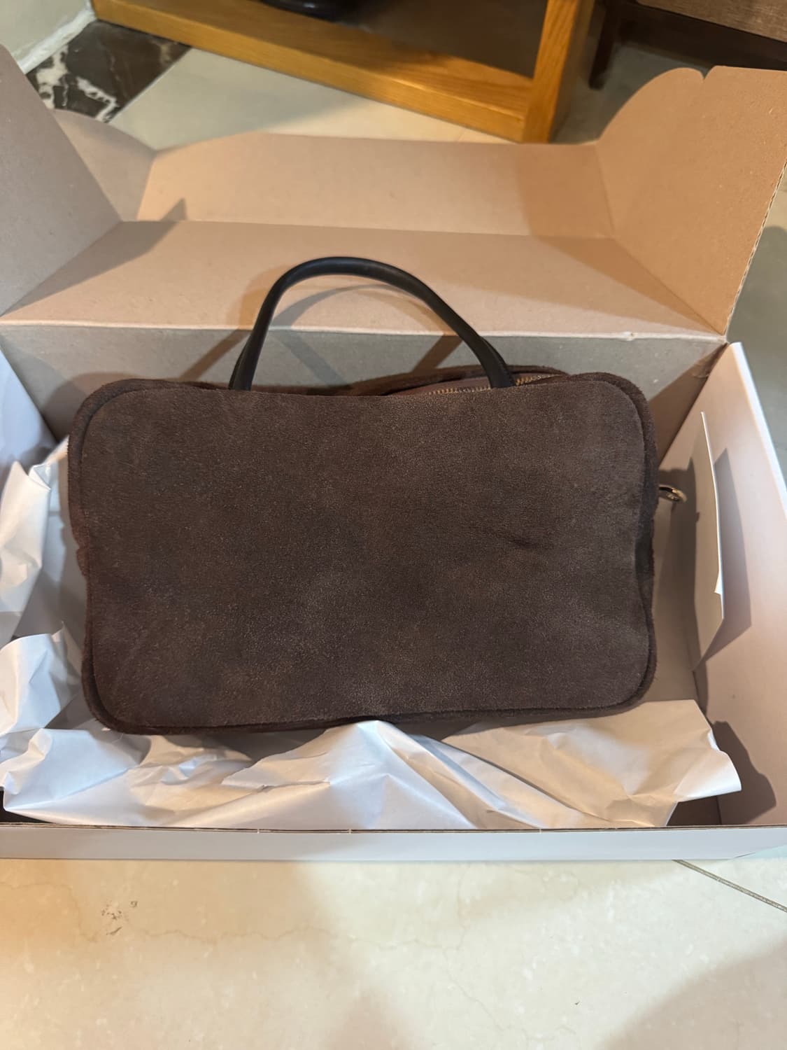 도우 dow 스웨이드 스퀘어 백 다크 브라운 상품이미지1