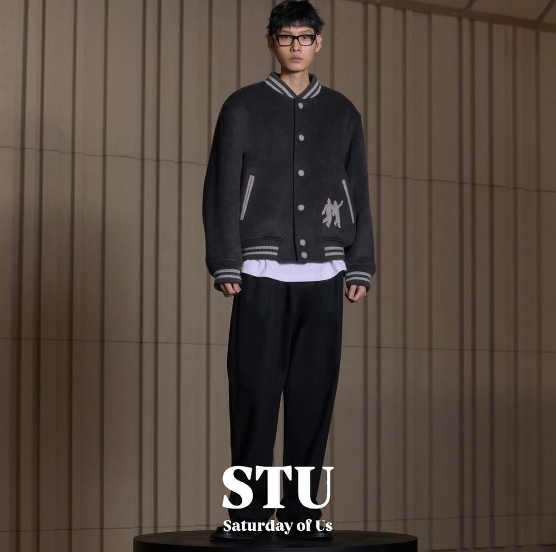 STU 엠브로더리 패디드 봄버 Charcoal 상품이미지3