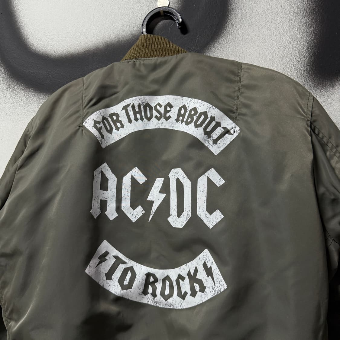 Evis x ACDC 리버시블 레더 디테일 크롭 Ma-1 자켓 상품이미지6