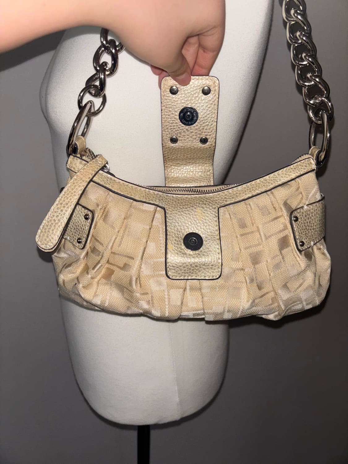 Guess vintage shoulder bag 상품이미지4