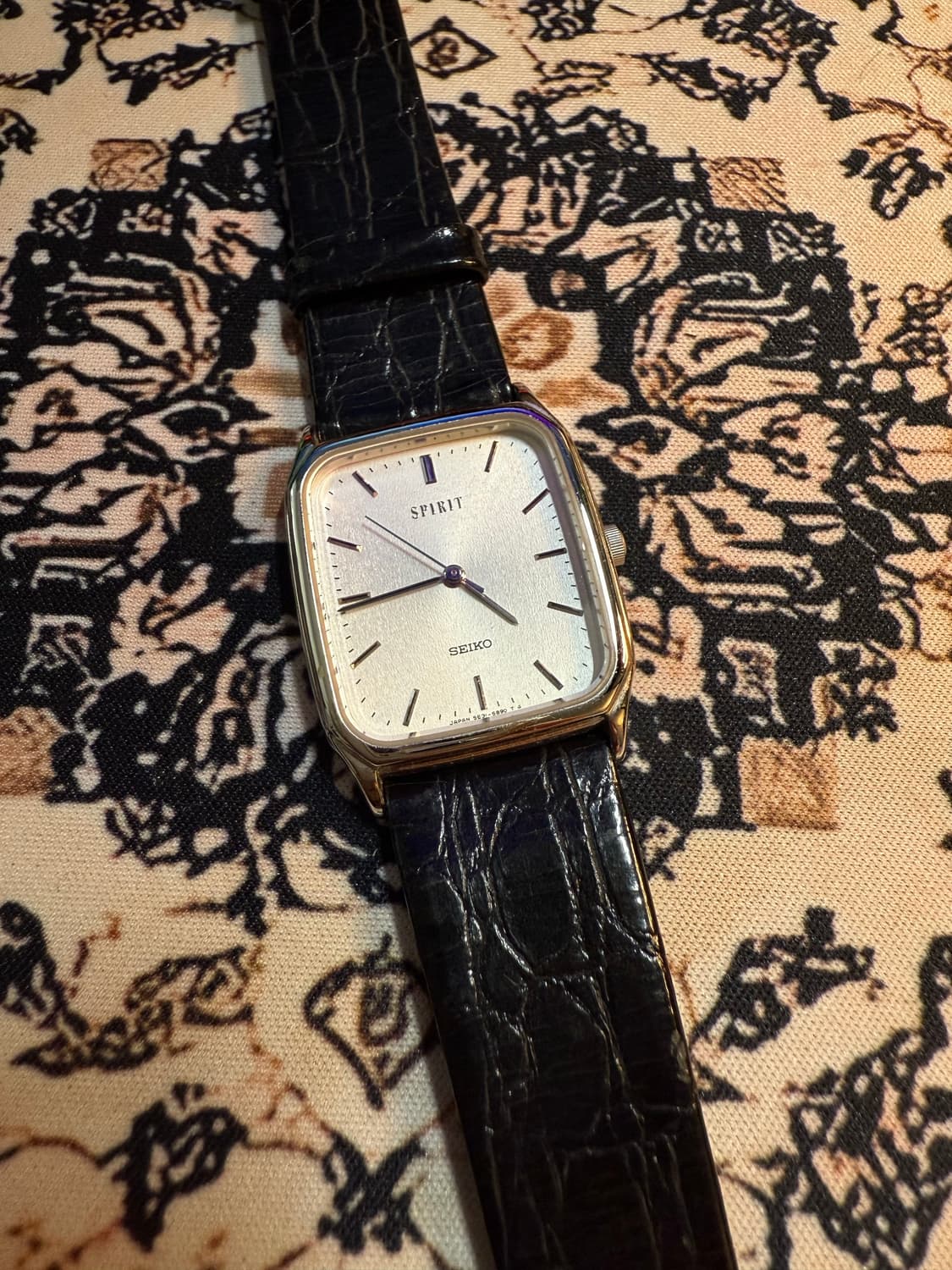 Seiko 빈티지 쿼츠 시계 상품이미지1