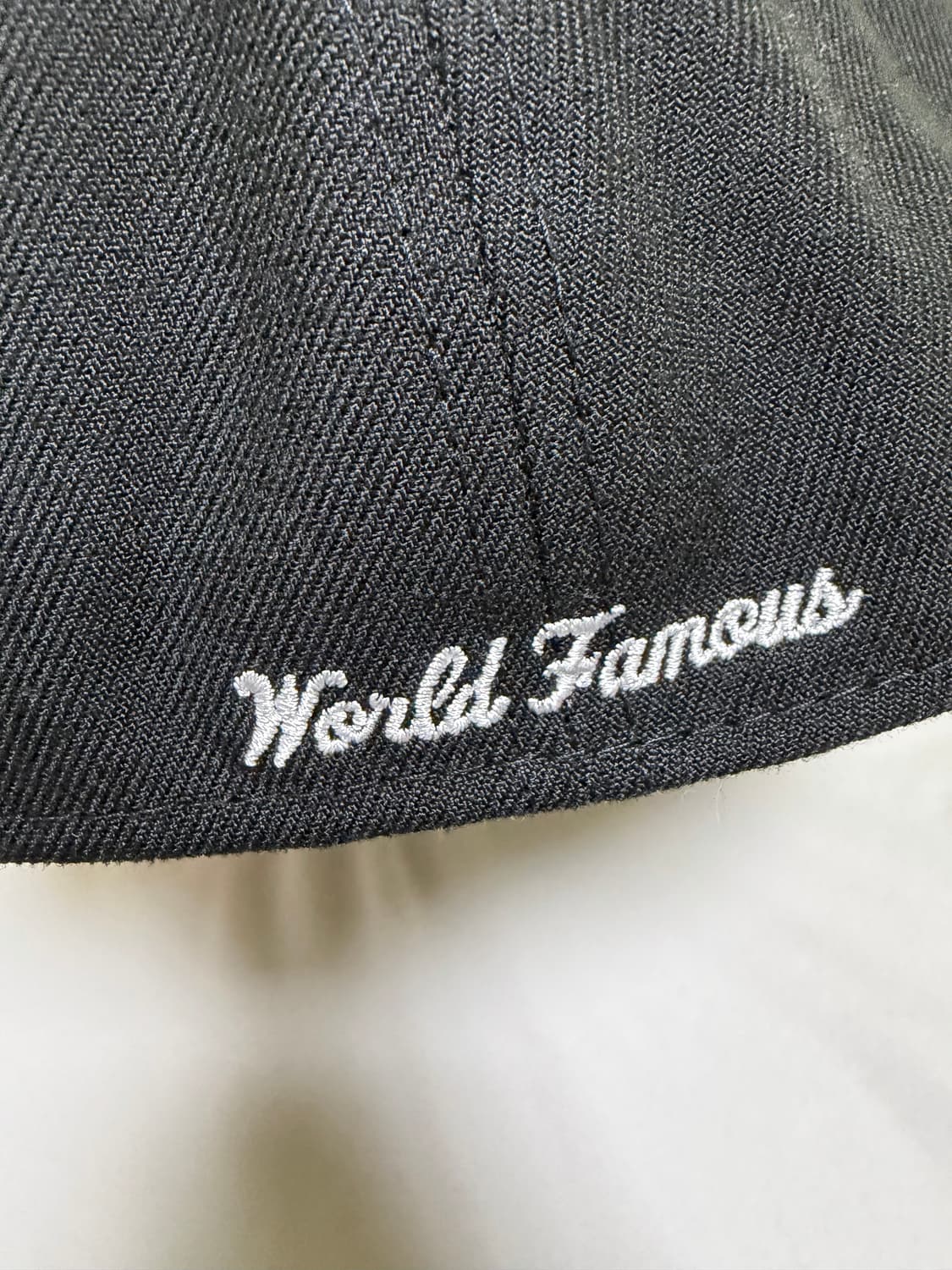 슈프림 뉴에라 본즈 캡 상품이미지2