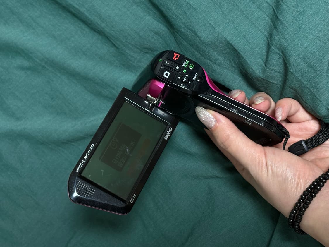 뉴진스 디카 | 산요 작티 CG10(작례0) 🪽 상품이미지2