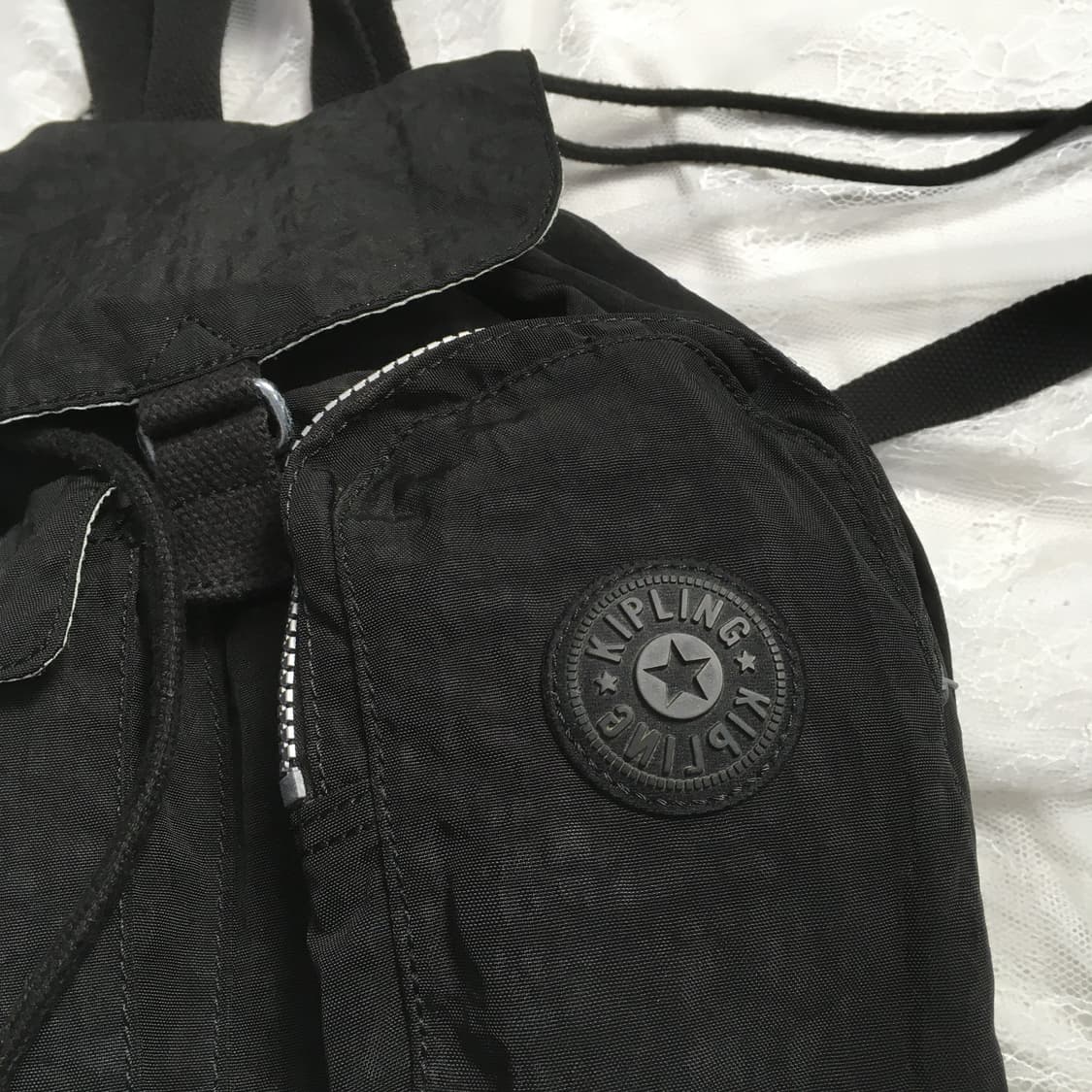 키플링 올드스쿨 블랙 복조리 백팩 상품이미지3