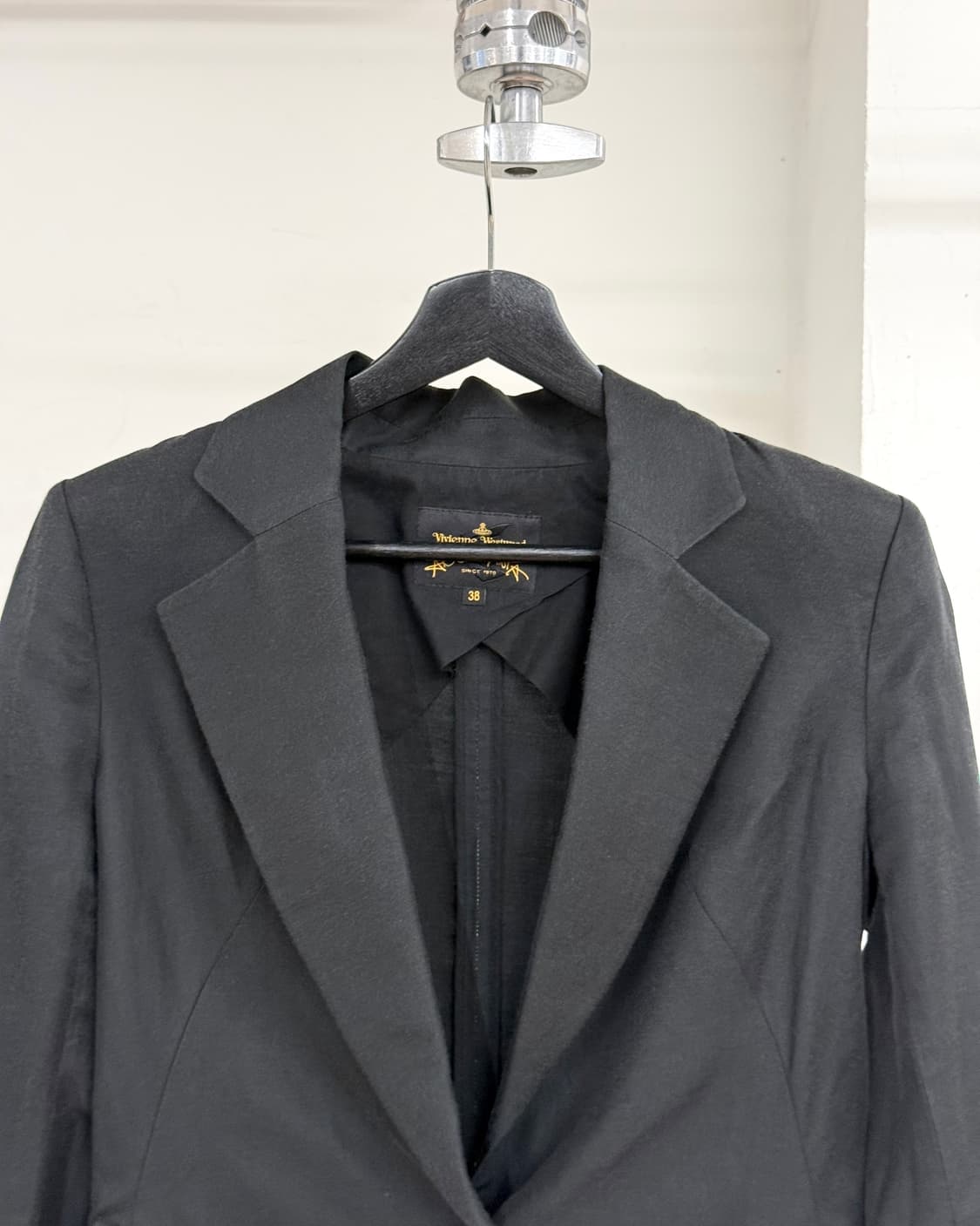 비비안 웨스트우드 블랙 앙글로마니아 자켓 상품이미지2