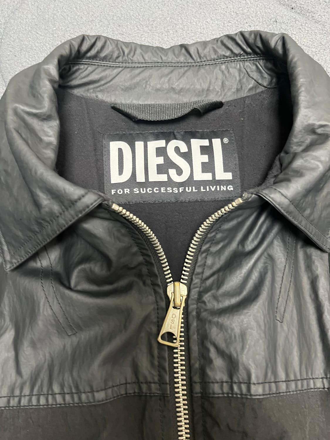 [XL] 디젤 나일론 레더 믹스 봄버 자켓 상품이미지2