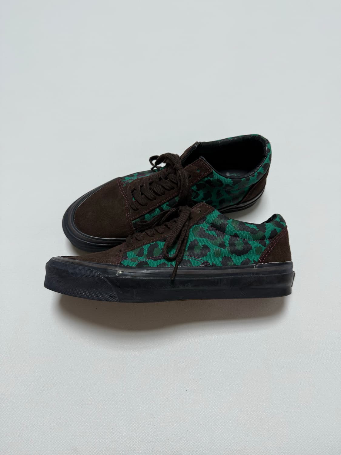 반스x스트레이 랫츠 올드스쿨 스니커즈 260 상품이미지4