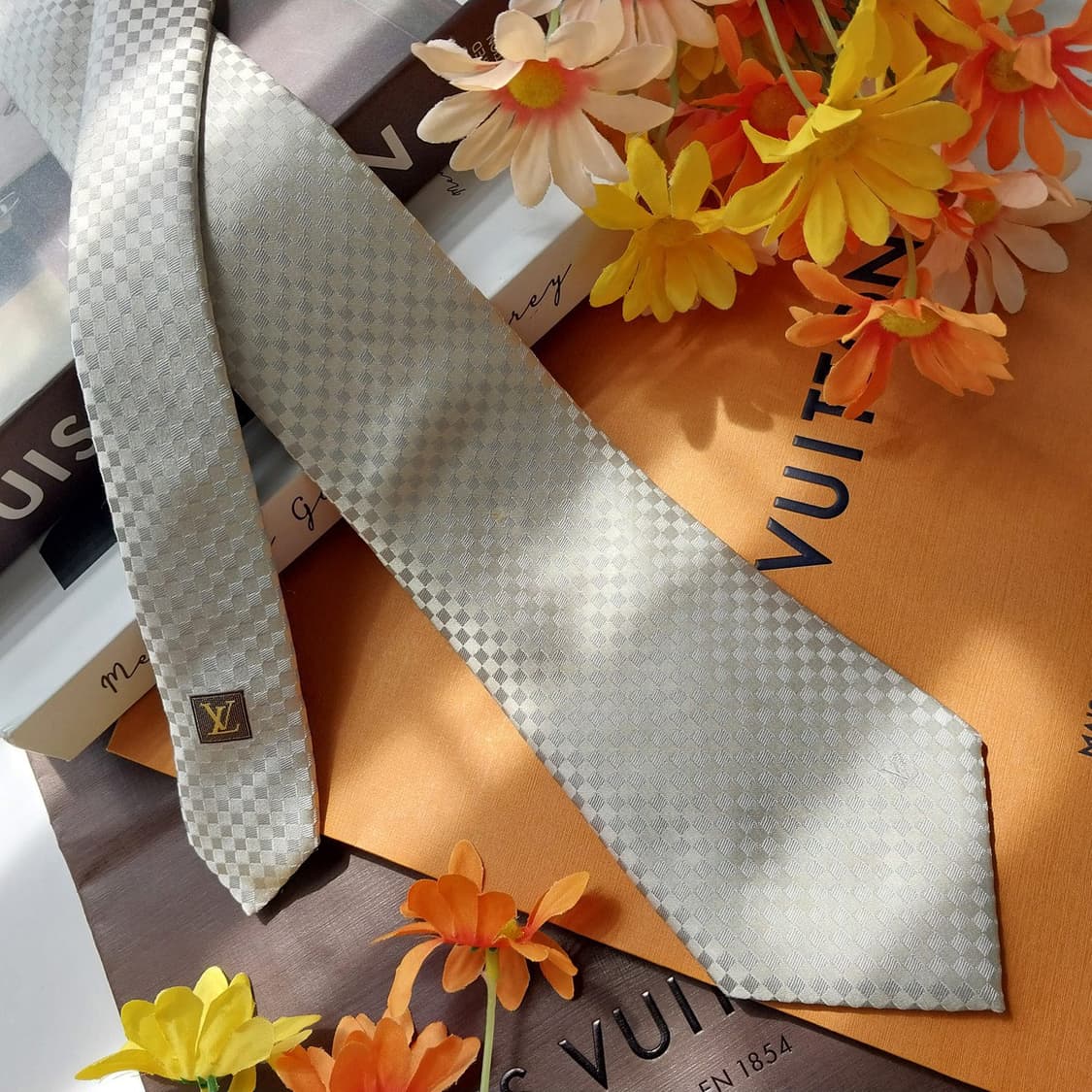 루이비통 실크 실버 체크 패턴 넥타이 9.5cm A~B등급 K2579 상품이미지3