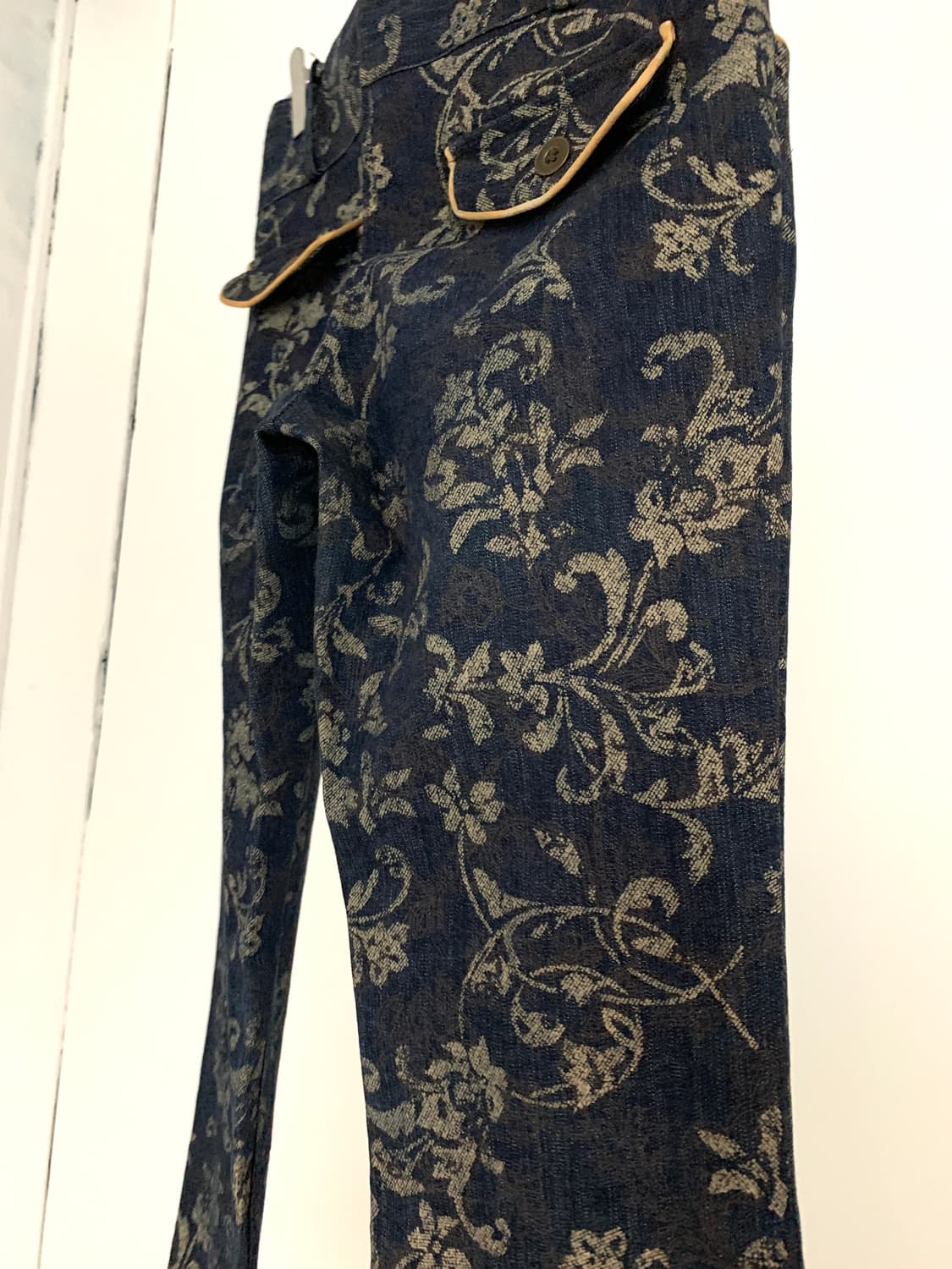 Oriental pattern bootcut jeans 상품이미지7