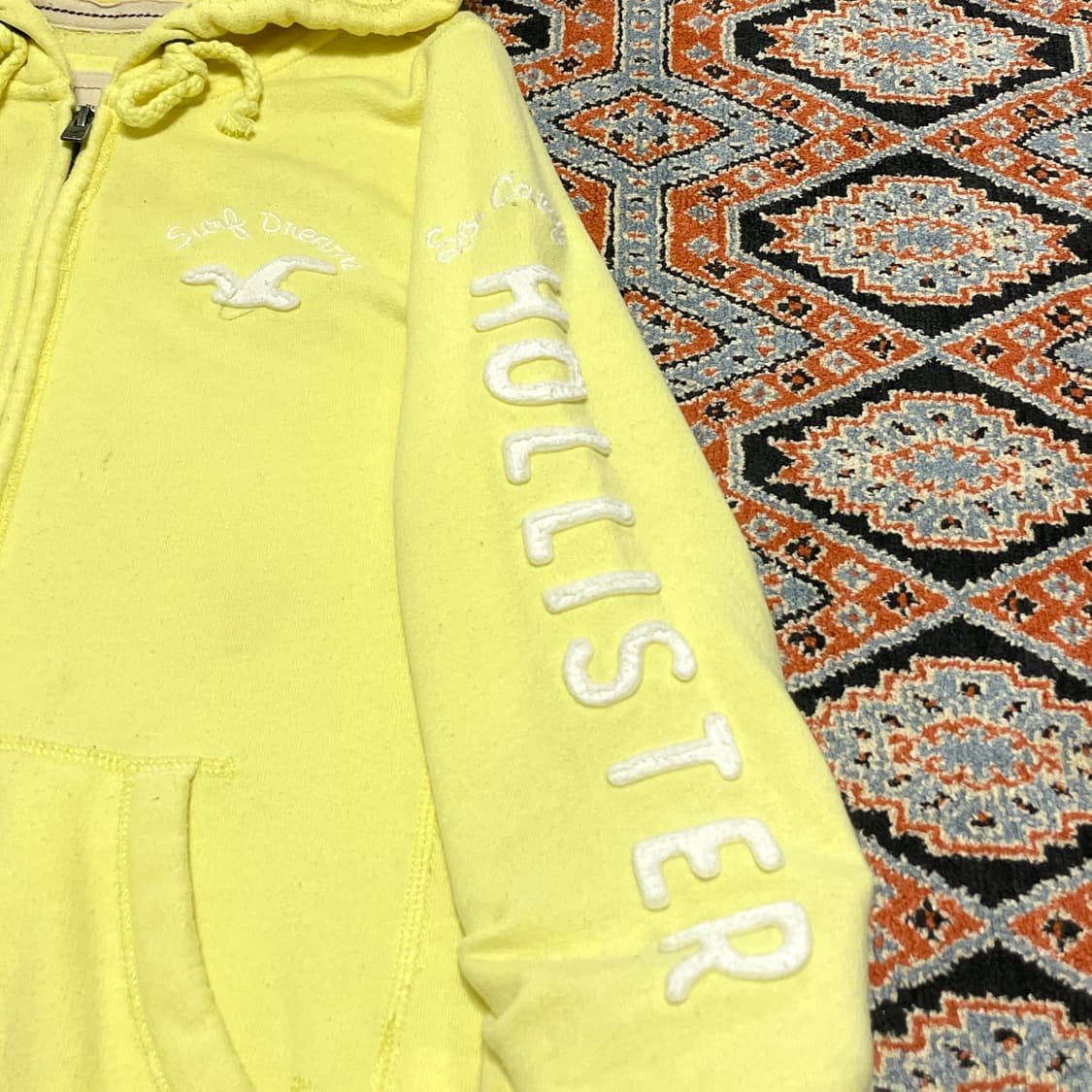 홀리스터 사이드로고 레몬색 후드집업 여성S 상품이미지3