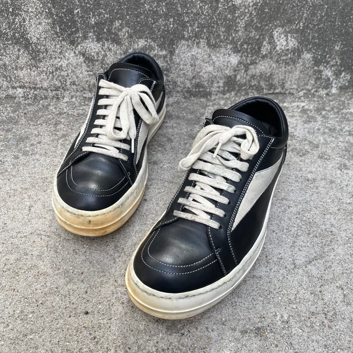 [40] Rick Owens 빈티지 레더 스니커즈 블랙 밀크 상품이미지1