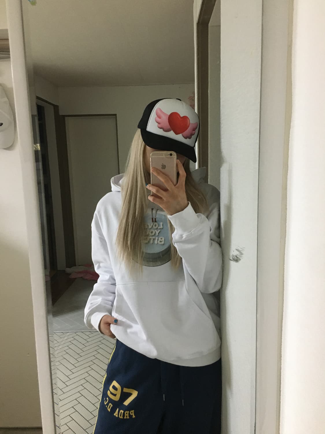 어라이트앵글 후드티 상품이미지4