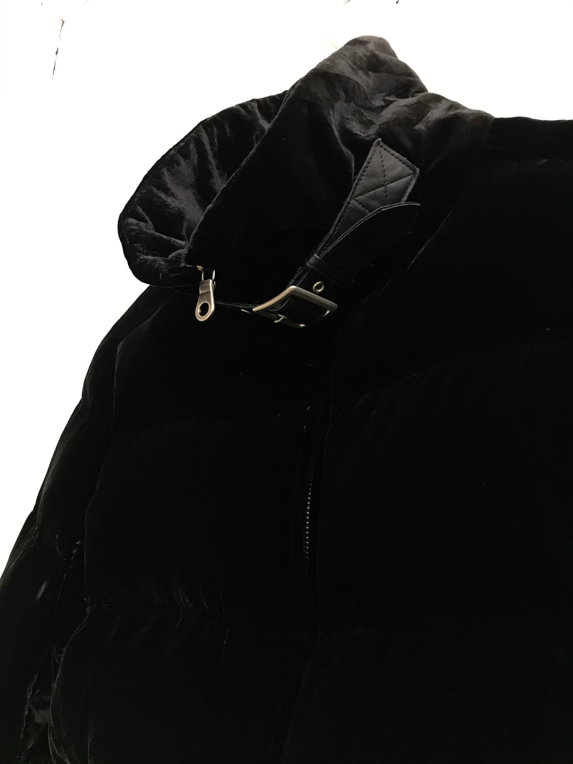 빈티지 블랙 벨벳 비죠 디테일 패딩 상품이미지4