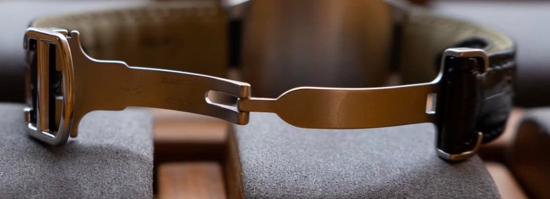 까르띠에 발롱블루 42mm 오토매틱 시계 상품이미지5