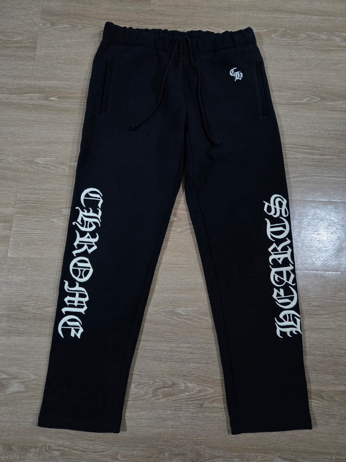 크롬하츠  웨이스트백 실버패치 레터링 자수 팬츠 (미사용) 상품이미지1