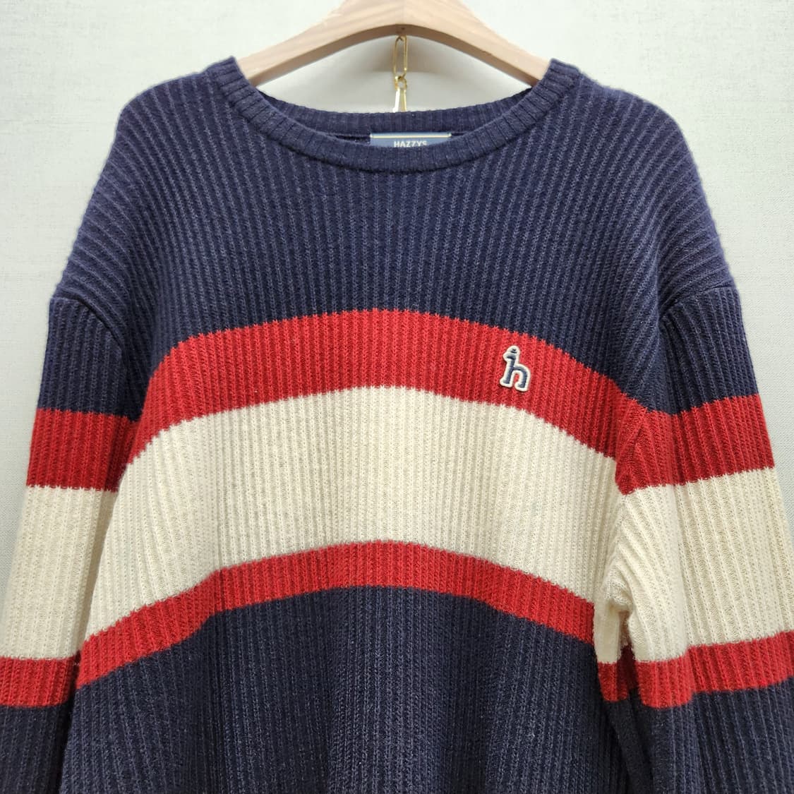 헤지스 배색 스트라이프 골지 모 니트 95(L) 상품이미지2