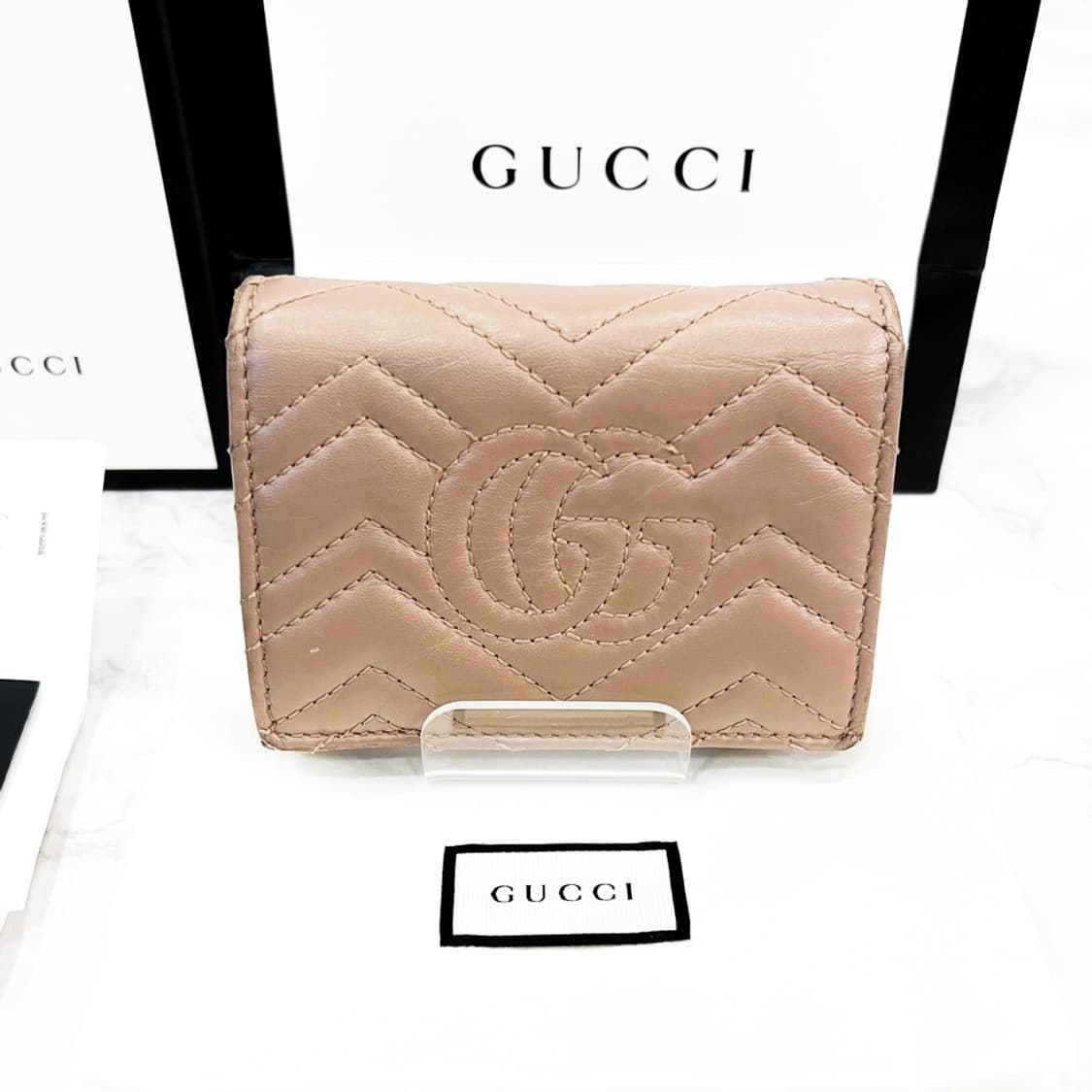 구찌 GG 마몬트 마틀라세 지갑 상품이미지2