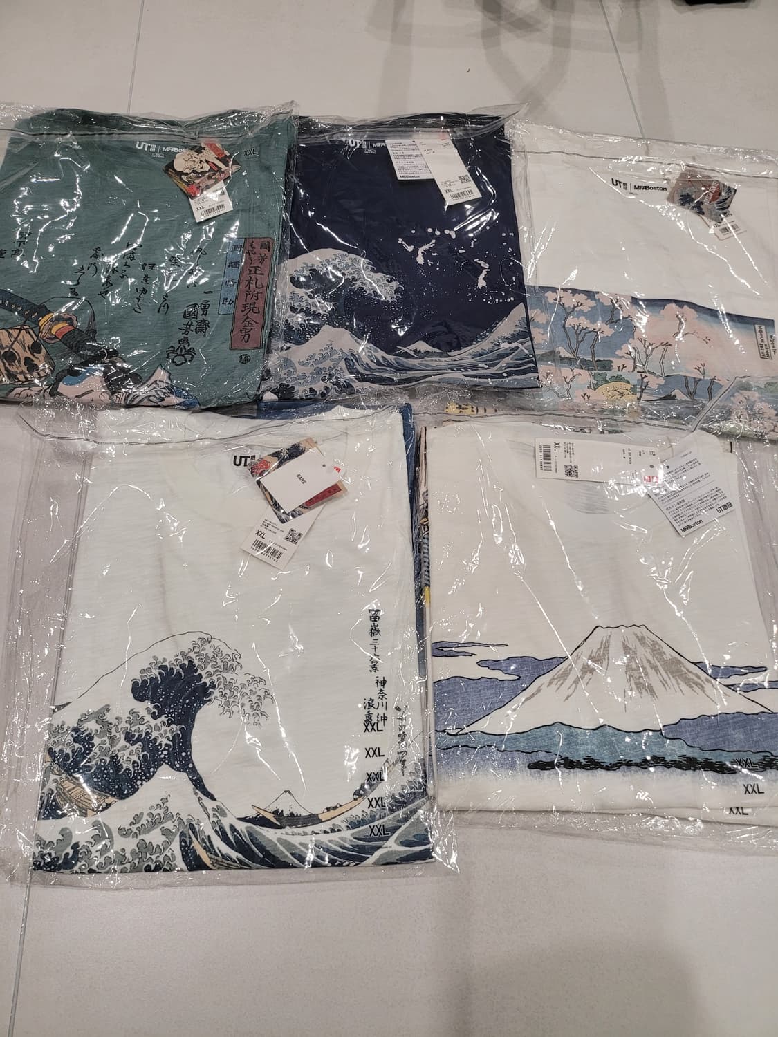 [새상품/2XL] 유니클로 x 보스턴 미술관(MFA) 한정판 UT 5종  상품이미지1