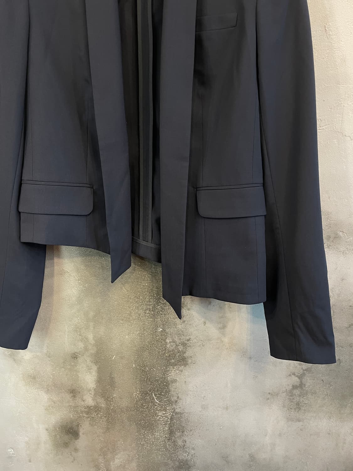 헬무트랭 비대칭 숄칼라 블레이저 상품이미지4