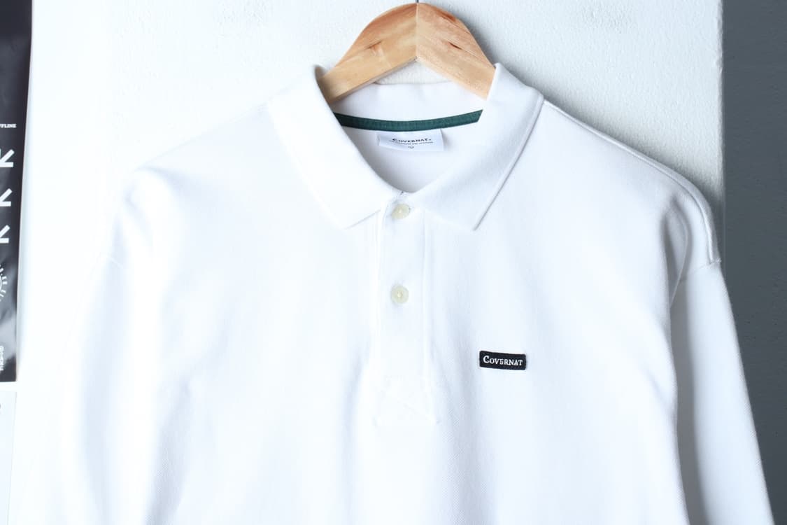 (L-XL) 커버낫 반팔 카라 티셔츠 스몰로고 화이트 오버핏-H30304 상품이미지3