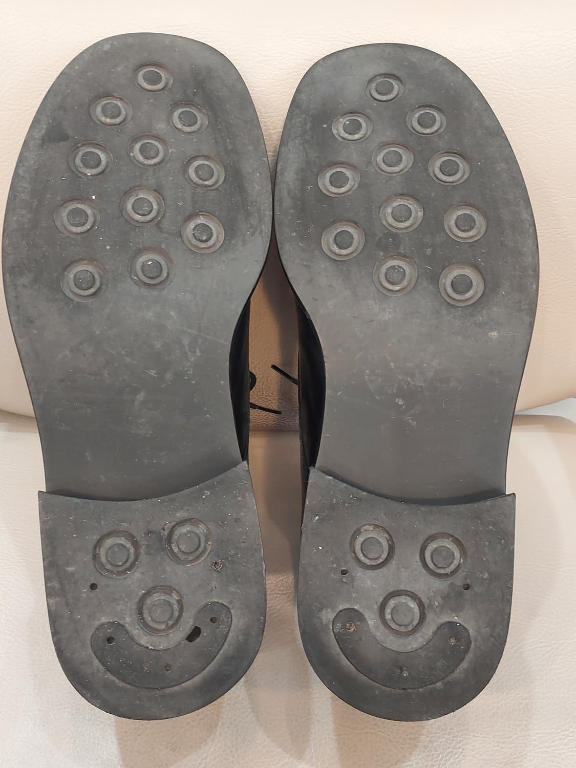로맨틱무브 뉴 빈티지 더비 크랙 카우레더
260mm 블랙 상품이미지7
