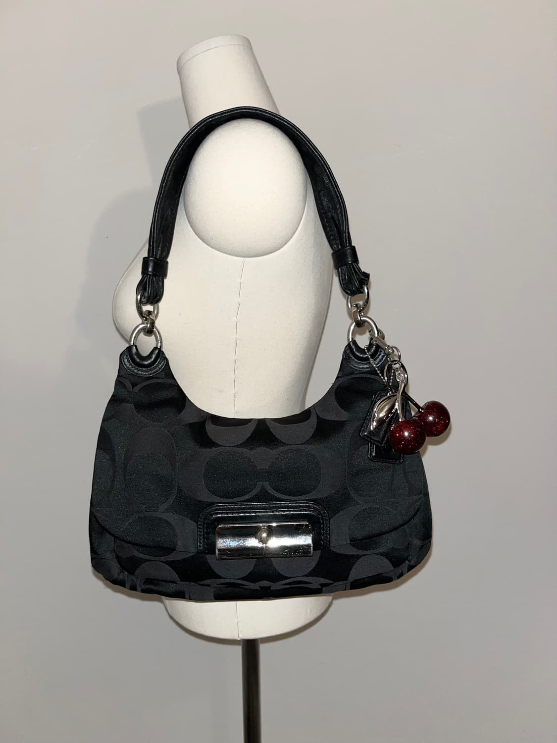 📦coach logo play shoulder bag 상품이미지1