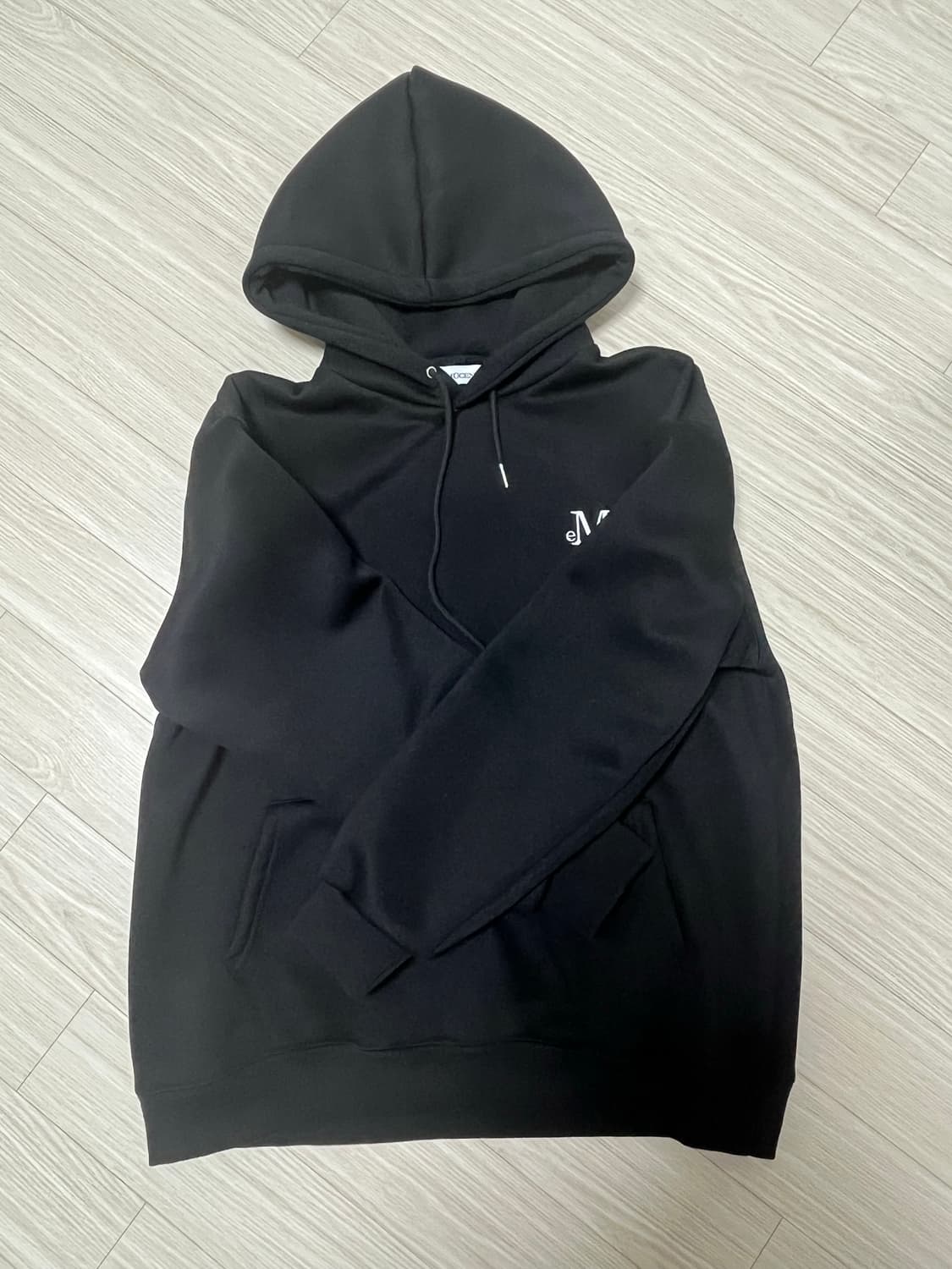 무센트 후드티 정가 76500원 상품이미지3