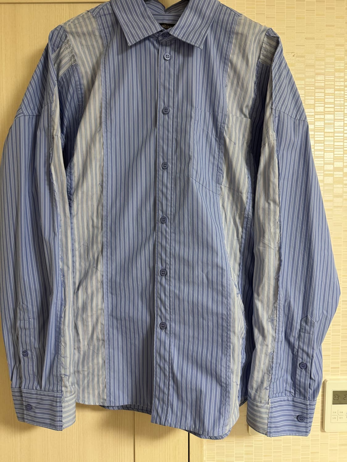 [2] 발렌시아가 DIY 오버사이즈 셔츠 라이트블루 상품이미지1