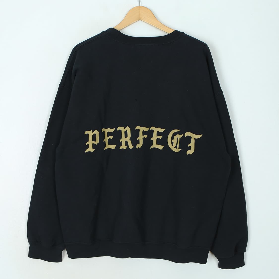 칸예웨스트 파블로 퍼펙트 맨투맨 상품이미지2