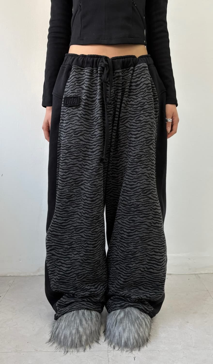 eda zebra mix over sweat pants 이다  상품이미지1