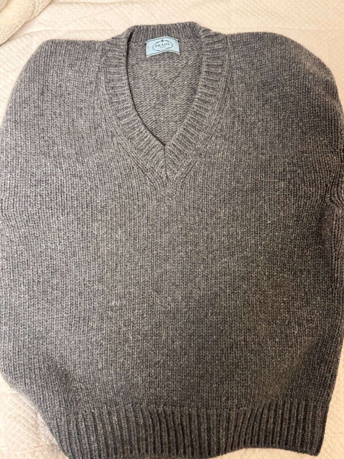 Prada 프라다 22fw 울 캐시미어 니트 38사이즈 상품이미지2