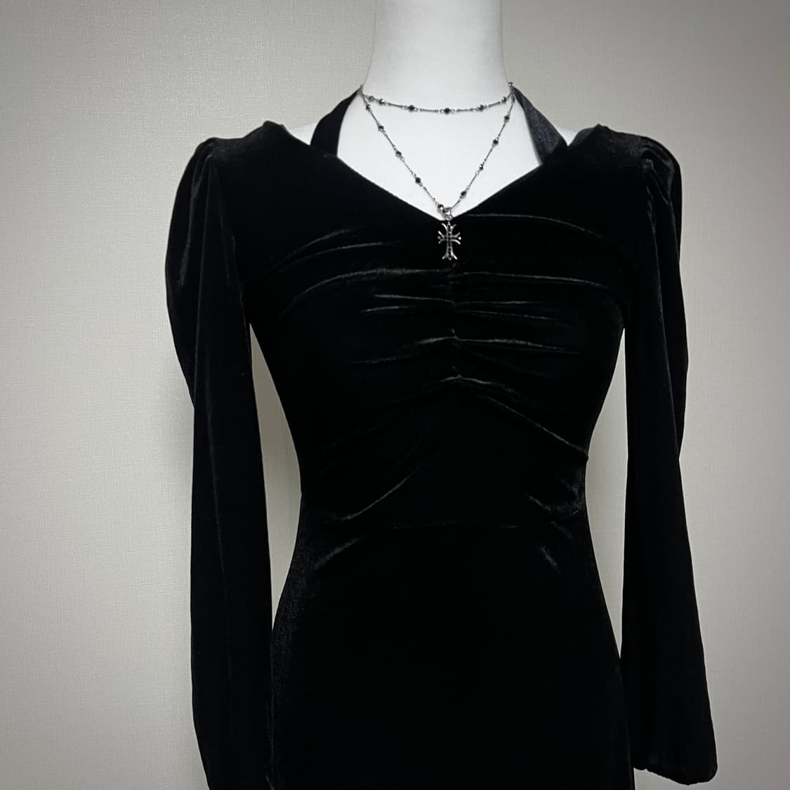 고딕 고스 벨벳 홀터넥 원피스 상품이미지4