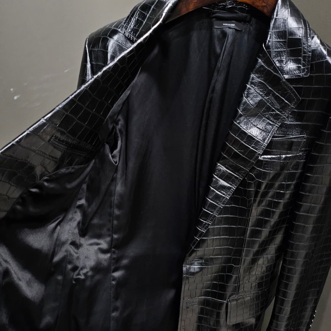 톰포드 크록이펙트 싱글 블레이저 자켓 상품이미지7