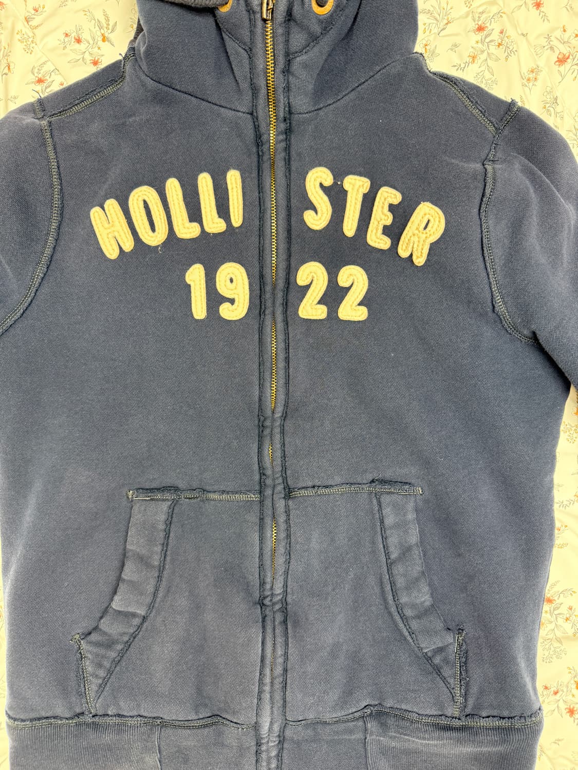 홀리스터 남녀공용  후드 집업입니다  이쁨 구재 상품이미지2