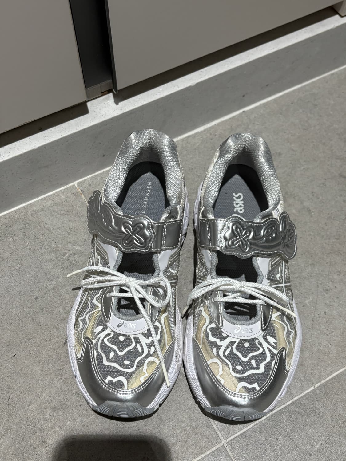 아식스 세실리아반센 gt2160 화이트 실버 240사이즈 상품이미지3