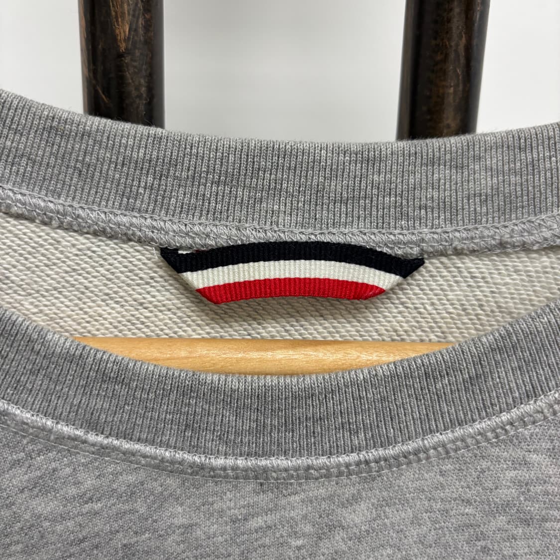 [XXL]몽클레어 빅로고 맨투맨 상품이미지3